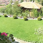 радкината къща 3*