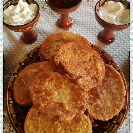 радкината къща ゲストハウス 3*